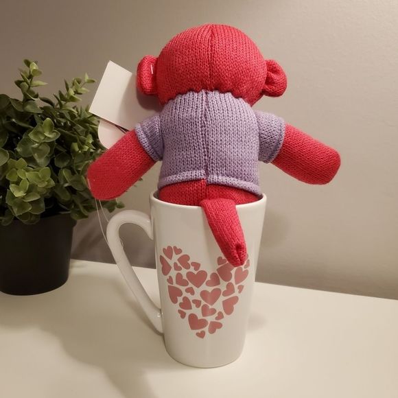 🌺 3/$25 Sock Monkey in mug with heart design 💕 - Picture 3 of 16